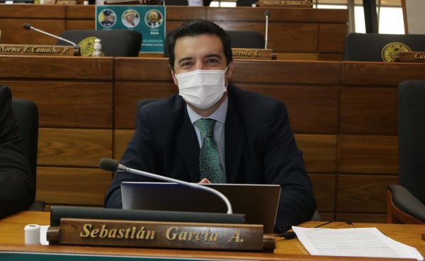 "Nos querían hacer callar por denunciar corrupción, vamos por buen camino", afirma diputado García - ADN Digital