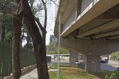 Desmontan sistema de iluminación del corredor vial Botánico - Nacionales - ABC Color
