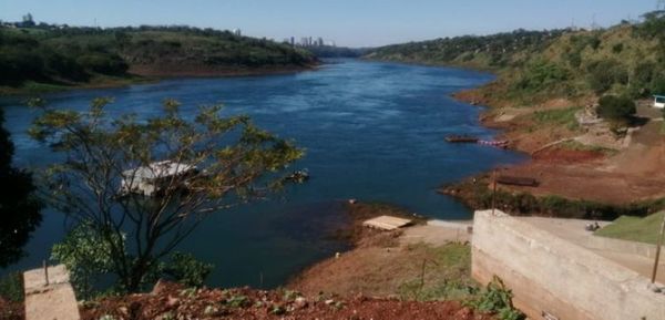 Verifican instalaciones para el futuro Puerto Turístico de Ciudad del Este