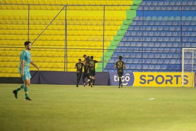 Con un gol en el último minuto, Tembetary supera a Hayes y avanza en la Copa Paraguay