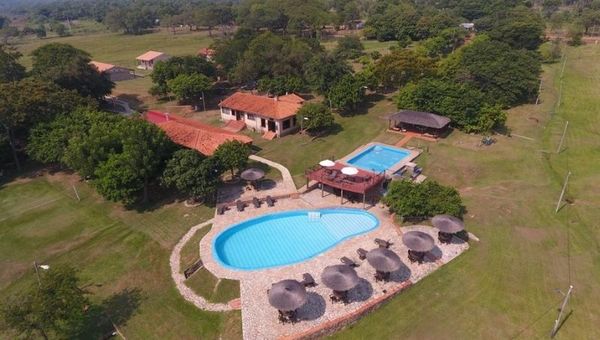Un sitio especial con maravillosa vista del cerro Acahay: Yvaga Rape