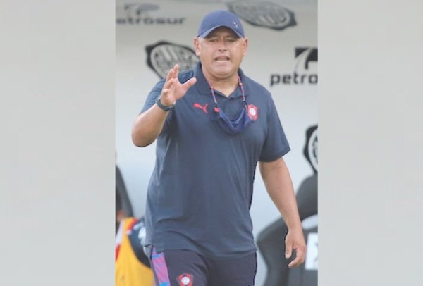 Crónica / ¿PREOCUPACIÓN? Cerro espera recuperar a lesionados