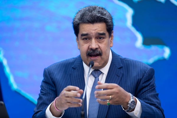 Maduro encomienda al nuevo ministro fortalecer y garantizar el acceso al agua - MarketData