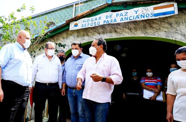 Reaparece Hugo Javier y evita referirse a desvíos - Nacionales - ABC Color