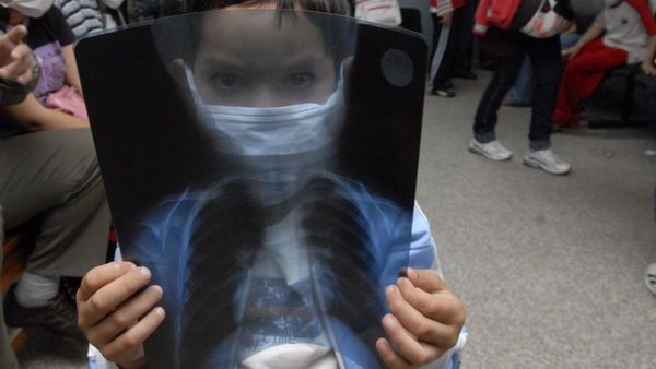 Aún con descenso instan a cuidar a niños y niñas ante casos por delta