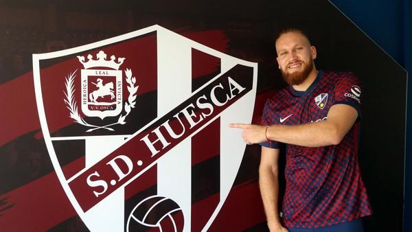 Isidro Pitta debuta en la caída del Huesca frente al Lugo - El Independiente