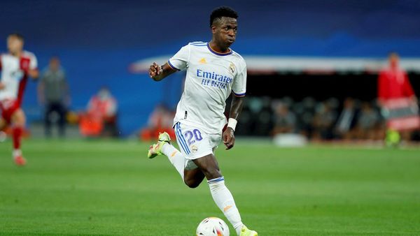 Vinicius: "Aquí intento jugar como en casa cuando estaba en Brasil"