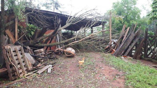 Fuertes lluvias dejaron cuantiosos daños en Itapúa y Alto Paraná – Prensa 5
