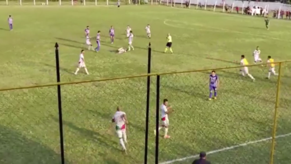 Bochornoso final en duelo de equipos encarnacenos en el Nacional B