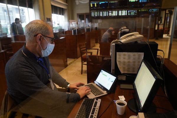 La bolsa de Buenos Aires sube el 10,51% tras las elecciones primarias