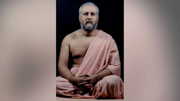Explotaban sexualmente a fieles y esclavizaban mujeres: el juicio a la secta del “gurú” de yoga