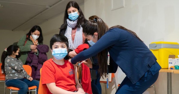 La Nación / Chile amplía vacunación anti-COVID a niños de 6 a 11 años