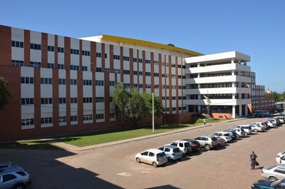 Roban vehículo del Hospital de Clínicas y piden ayuda para recuperarlo | Ñanduti