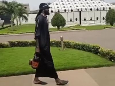 Emmanuel Adebayor, a pura música y tereré en Togo - Olimpia - ABC Color