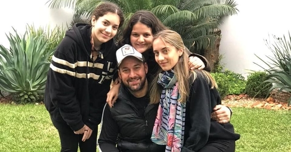 Kike Casanova está orgulloso del tremendo logro de su hija