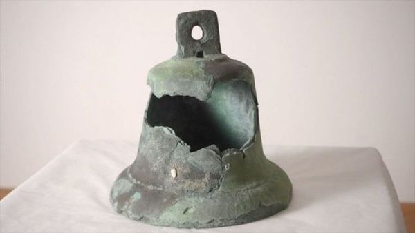 Emblemática campana de nave de Cristóbal Colón, en venta en Miami