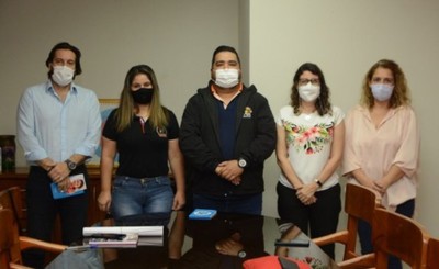 Comuna esteña y UNICEF cierran vínculo en favor de la niñez