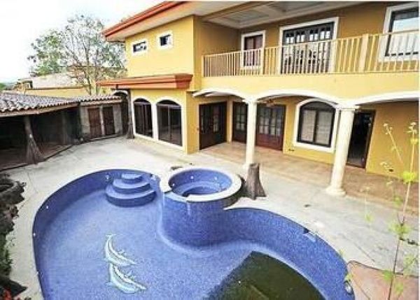 Bienes de narcos en Costa Rica son una carga para los contribuyentes