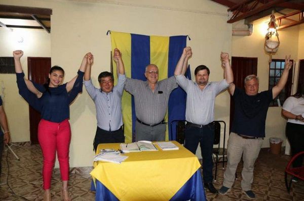 Excandidatos colorados apoyarán candidatura del liberal Meza Bría en Luque - Nacionales - ABC Color