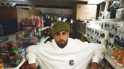 Nicky Jam regresa a la esencia del reguetón