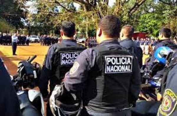 Comandante dispone masivos cambios en la Policía Nacional