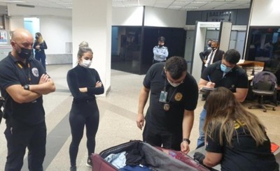 Detienen con cocaína a esteña que pretendía viajar a España