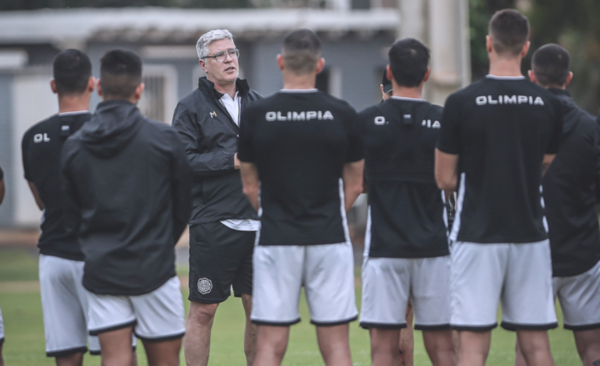 Diario HOY | Gutiérrez alista su primer test con el franjeado como entrenador