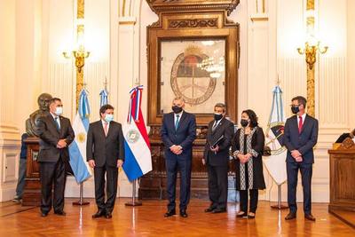 Canciller Acevedo estrecha vínculos con Jujuy y busca impulsar mayor comercio, turismo y conectividad terrestre y aérea