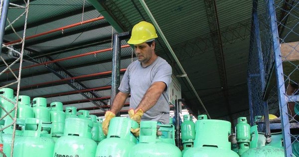 La Nación / Precio del gas sube G. 600 por kilo y G. 300 por litro