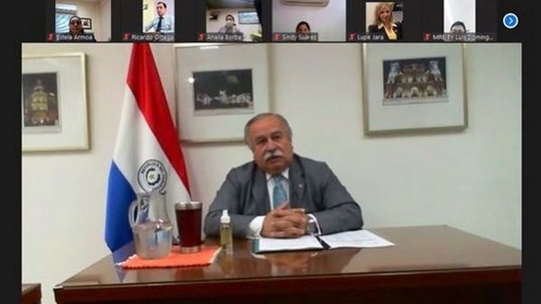 MRE regularizará a contratados en el servicio exterior