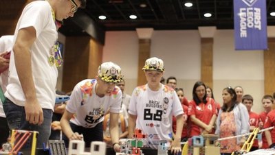 Espacios de Ser lanza becas para participar del torneo de robótica mundial