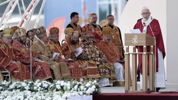 En su última misa en el país, Francisco pidió cristianos abiertos al diálogo y la solidaridad - .::Agencia IP::.
