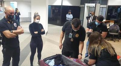 Can antidrogas detecta cocaína en la maleta de una mujer que pretendía viajar a España – Prensa 5