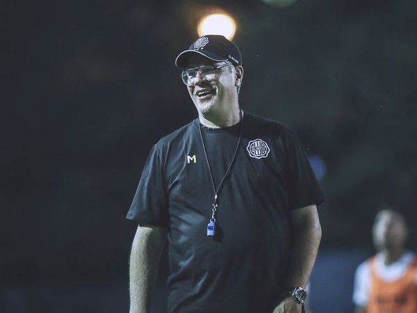 Copa Paraguay: Olimpia enfrenta al Cristóbal Colón con debut de su nuevo DT