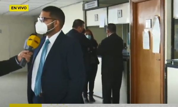 Suspenden juicio oral del exsenador Amarilla contra periodista - Nacionales - ABC Color