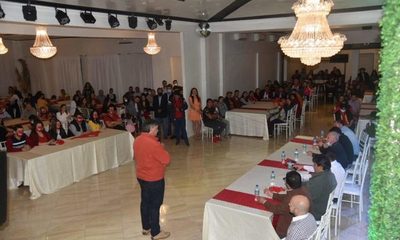 “Tiki”González compartió con trabajadores