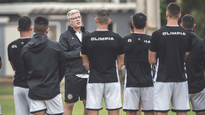 Alan Vargas es la novedad en el equipo del Decano