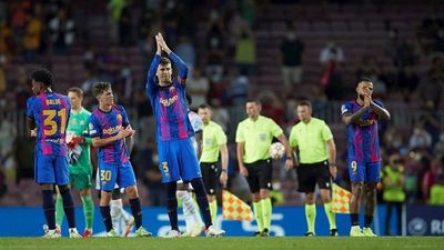 Barcelona se entrena sin Jordi Alba ni Pedri