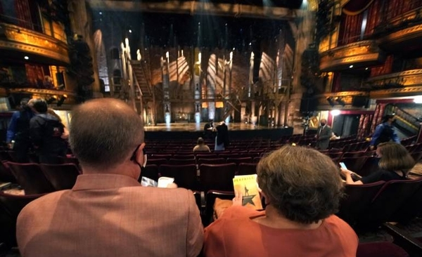 Diario HOY | "Broadway ha vuelto": neoyorquinos celebran el regreso de sus exitosos shows