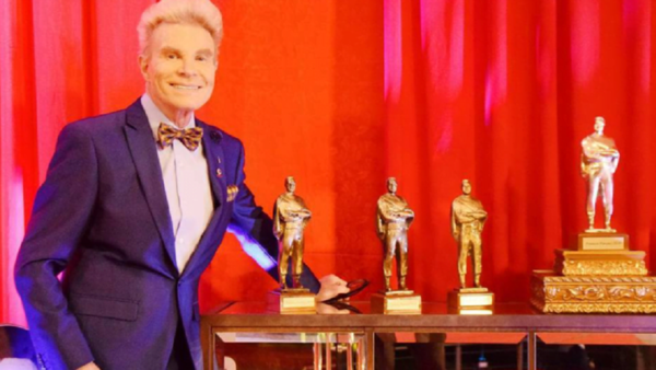 Tratan de truchos a los Premios Paraná