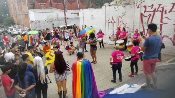 Lanzan la  18° marcha por los derechos de las personas TLGBI+ - Nacionales - ABC Color