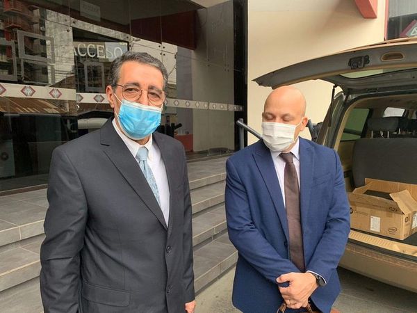 Caso tráfico de influencias: Chams se constituyó en la Fiscalía - Nacionales - ABC Color
