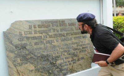 Exhortan a retirar placas de homenaje al dictador Stroessner