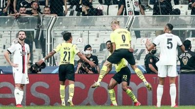 Borussia Dortmund vence al Besiktas con gol de Haaland