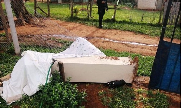 Consternación en Valle Pucú, Areguá: mujer muere aplastada por pilar de ladrillos