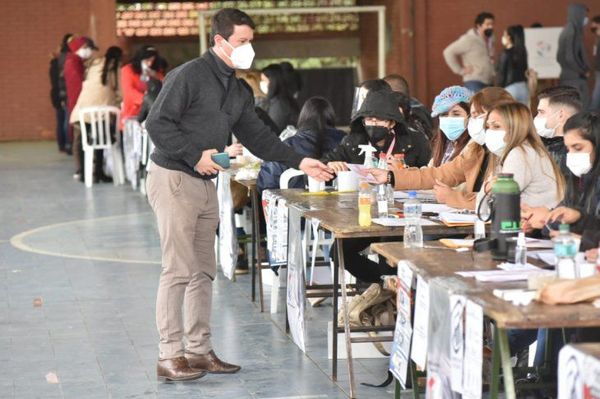 Según TSJE, jóvenes representan el 31% del padrón electoral y pueden definir cualquier elección