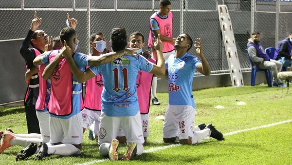 Docena de goles en la victoria de Resi ante  Colón de Ñemby