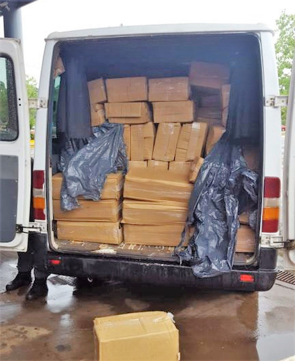Decomisan 3 toneladas de CAMARÓN, que tenía como destino restaurantes de FOZ y CDE
