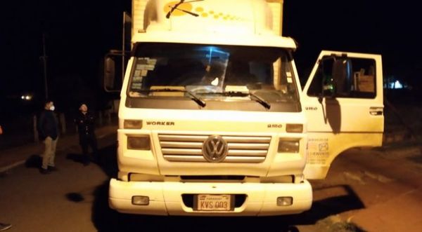 Fingieron barrera policial, maniataron a camionero y robaron mercaderías
