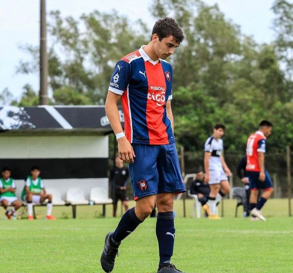 Santiago Dupuy: del golazo de mediacancha en el superclásico de la Sub 17 a ¿vestir la Albirroja? - Cerro Porteño - ABC Color